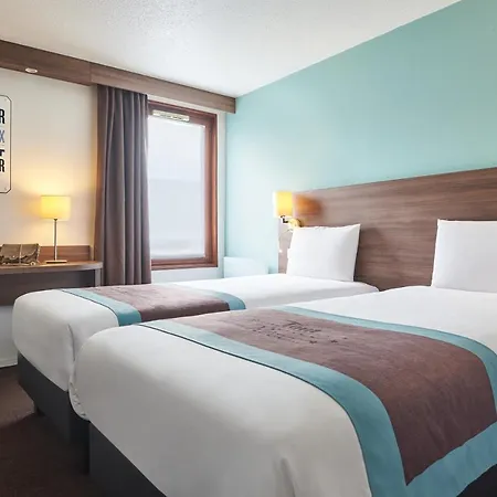 Hotel Kyriad Lille - En Baroeul 3*