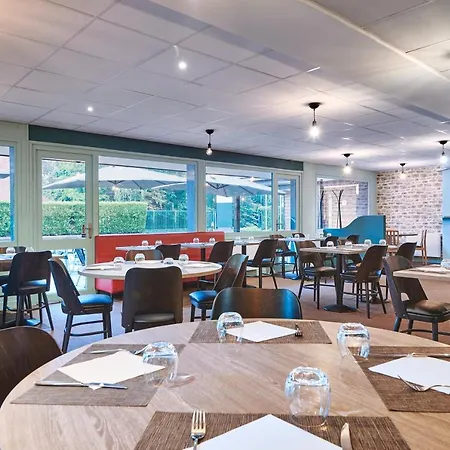 Kyriad Lille - En Baroeul 3* Mons-en-Baroeul