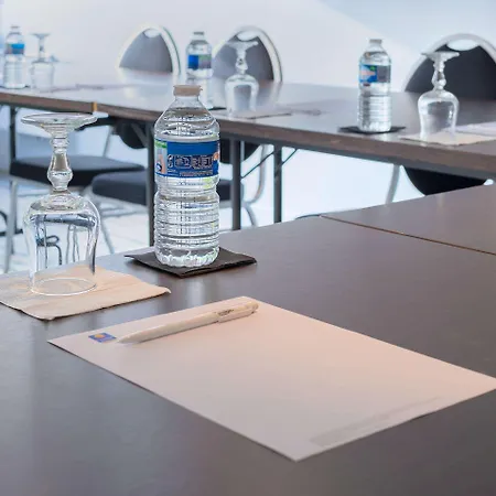 Hotel Kyriad Lille - En Baroeul Mons-en-Baroeul