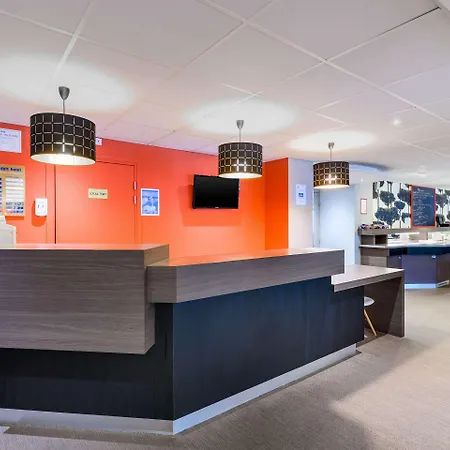 Kyriad Lille - En Baroeul 3*