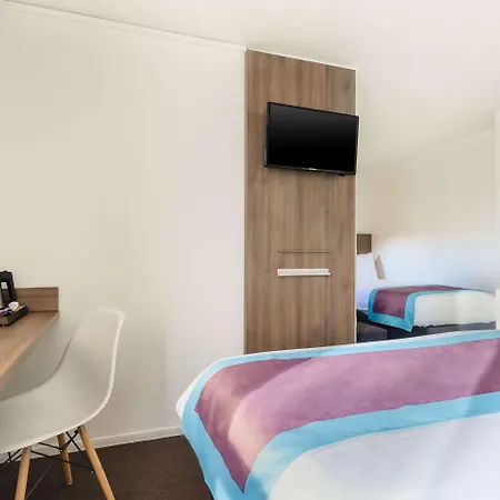 Kyriad Lille - En Baroeul 3* Mons-en-Baroeul