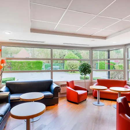 Kyriad Lille - En Baroeul Mons-en-Baroeul