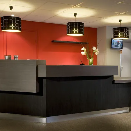 Kyriad Lille - En Baroeul