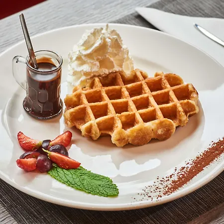 Kyriad Lille - En Baroeul ホテル