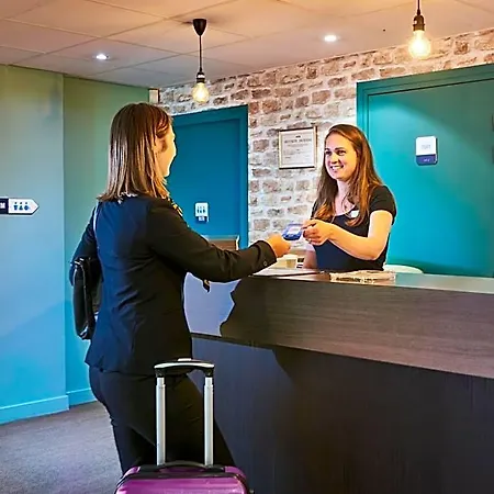 Kyriad Lille - En Baroeul Hotel Mons-en-Baroeul