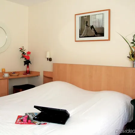 Hotel Kyriad Lille - En Baroeul