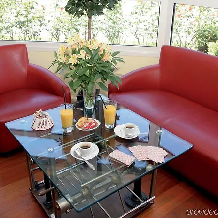 Kyriad Lille - En Baroeul Hotel Mons-en-Baroeul