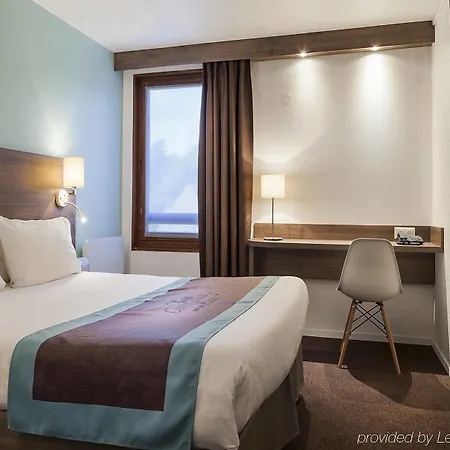 Kyriad Lille - En Baroeul Hotel 3*