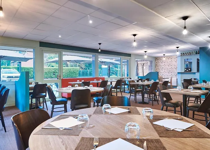 Kyriad Lille - En Baroeul 3* 蒙桑巴勒尔