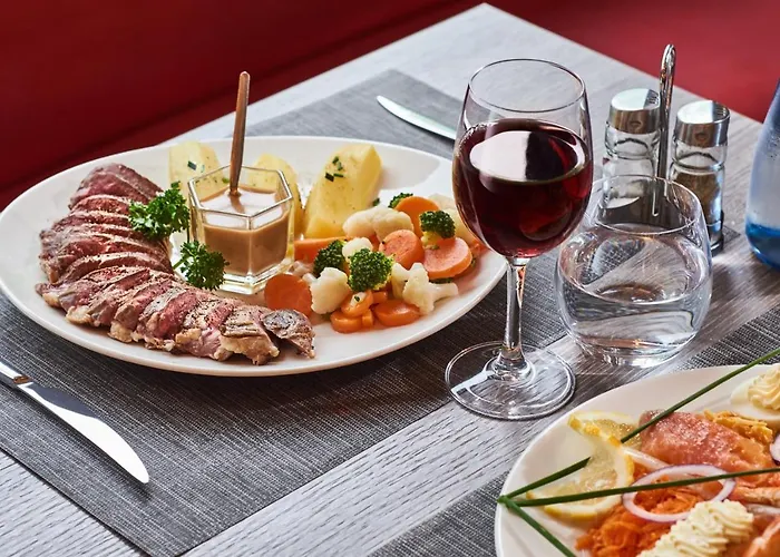 酒店 Kyriad Lille - En Baroeul 3*