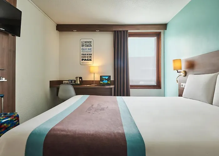 Kyriad Lille - En Baroeul 蒙桑巴勒尔