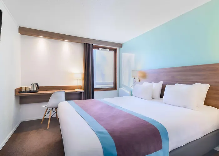 Kyriad Lille - En Baroeul 3*