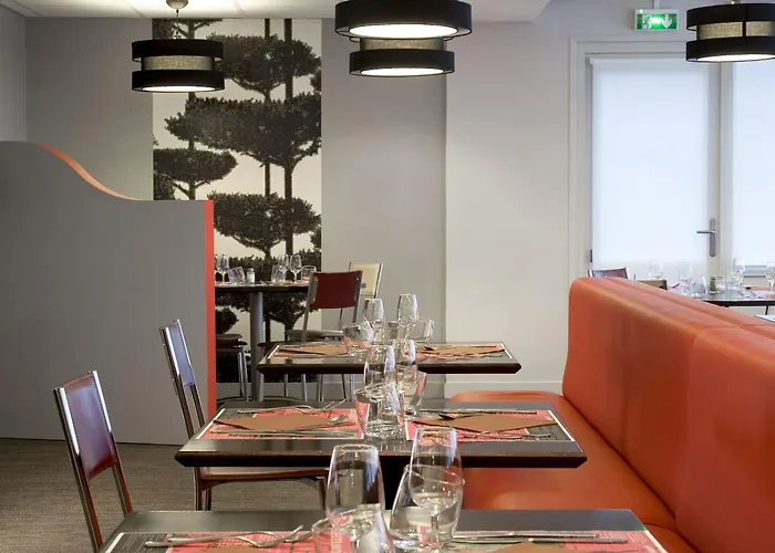 Kyriad Lille - En Baroeul 酒店 3*