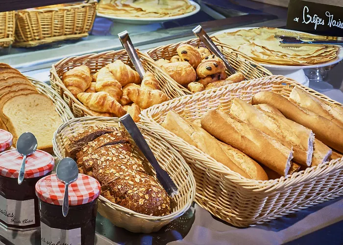 Kyriad Lille - En Baroeul 酒店