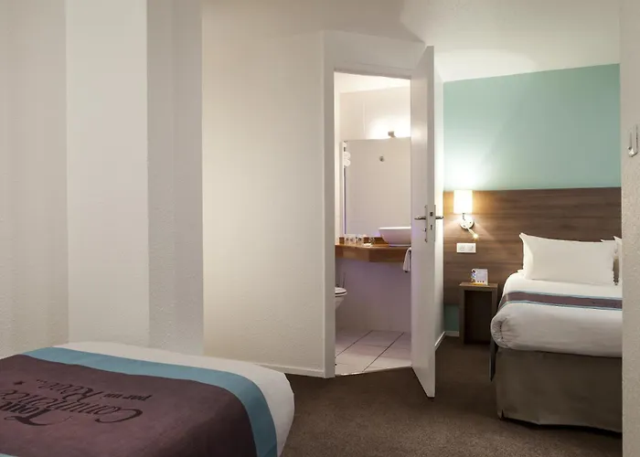 酒店 Kyriad Lille - En Baroeul 3*